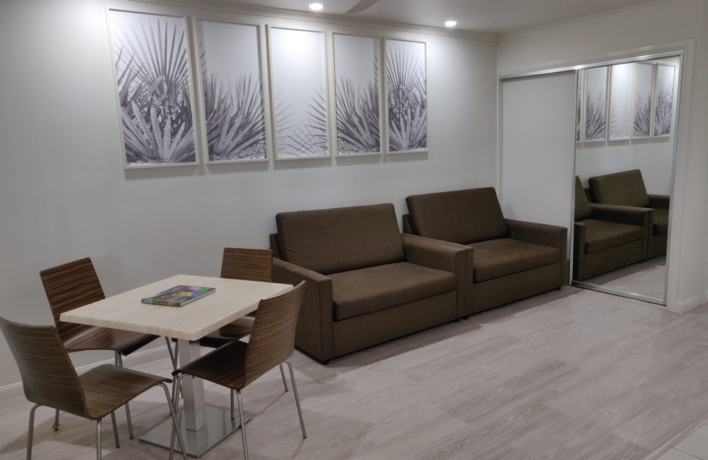 STUDIO Family Room(1)