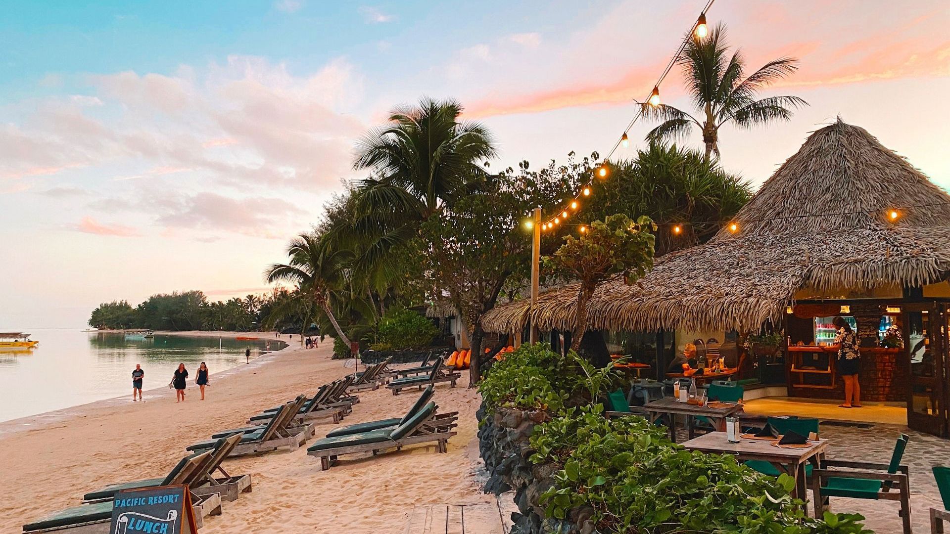 Pacific Resort Rarotonga - Sandals Restaurant