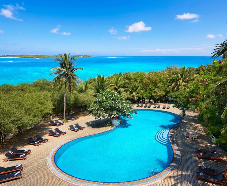 Cinnamon Dhonveli Main Pool View