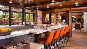 The Garland - Lobby Bar