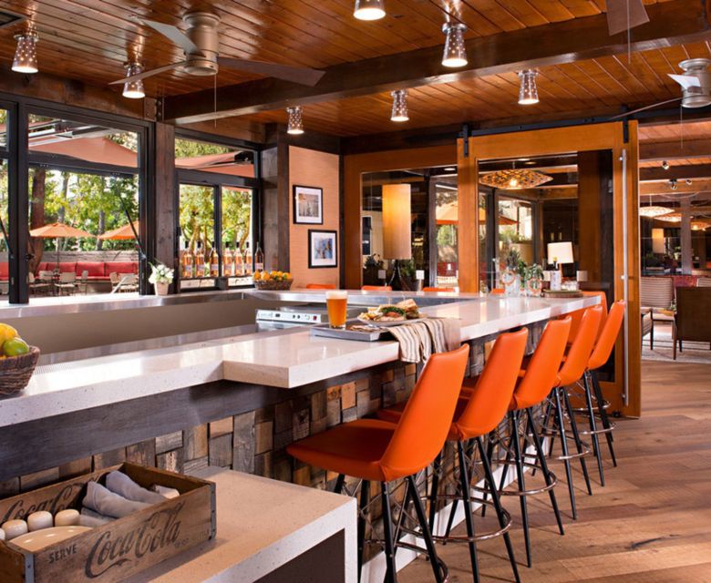 The Garland - Lobby Bar