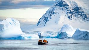 Antarctica Pleneau Zodiac Cruise
