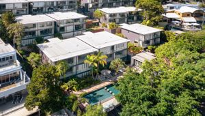The Rise Noosa Pool Exterior 