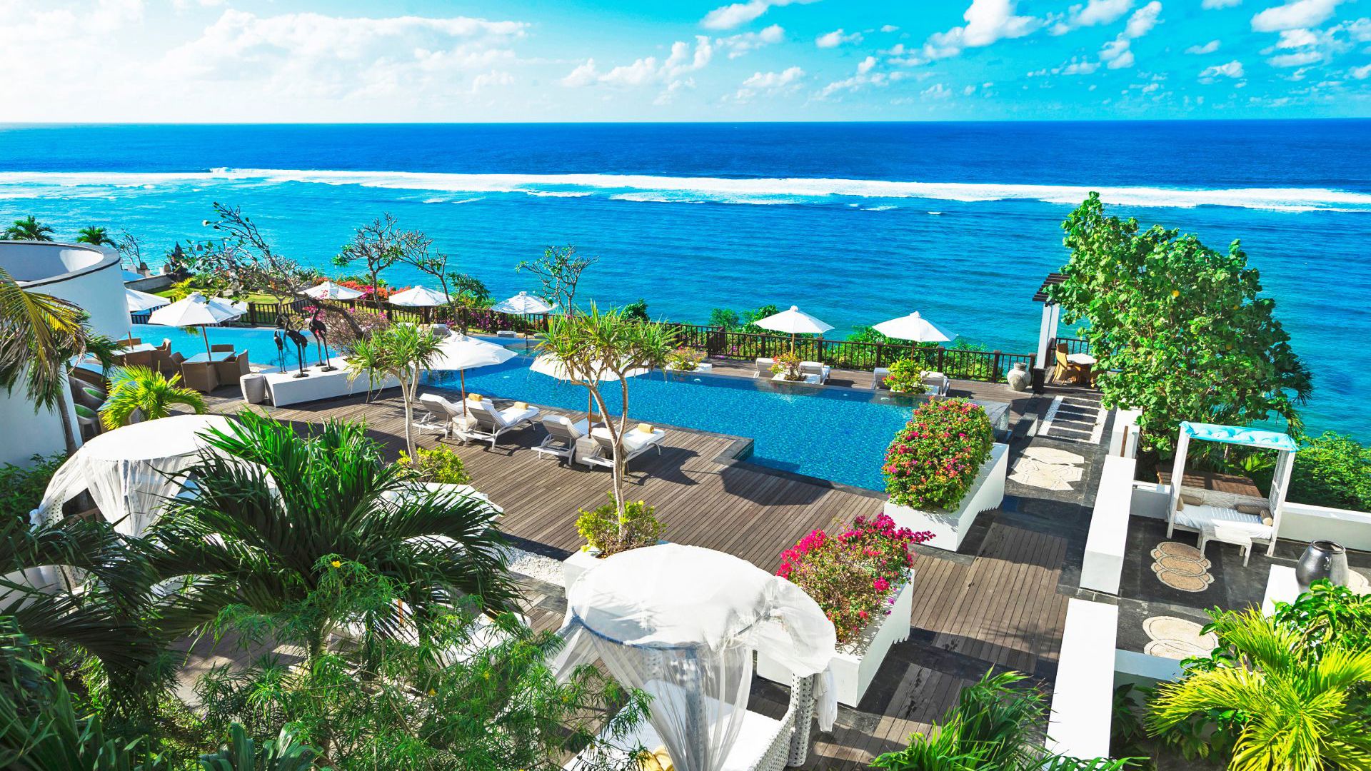 Samabe Bali Suites & Villas - Main Pool